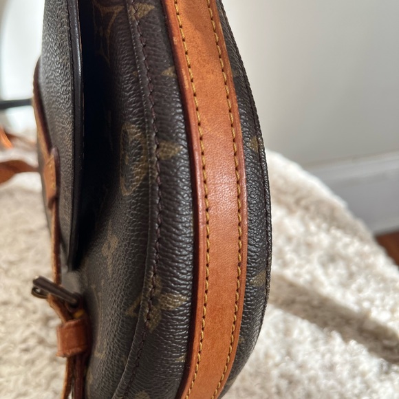 •Authentic Louis Vuitton Chantilly PM• - Picture 4 of 10